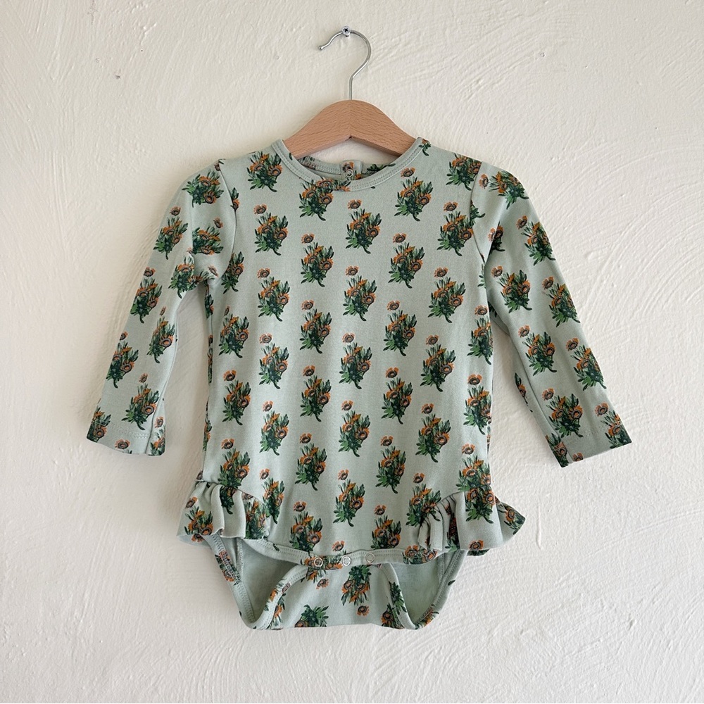 Kate Quinn Floral Ruffle Onesie C016 - Picture 1 of 4